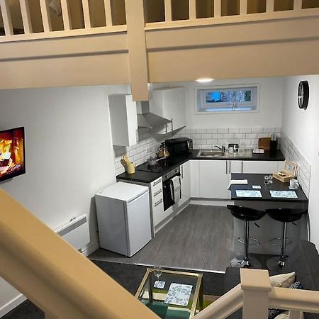 Lodge Plymouth Extérieur photo
