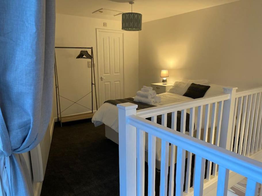 Lodge Plymouth Extérieur photo